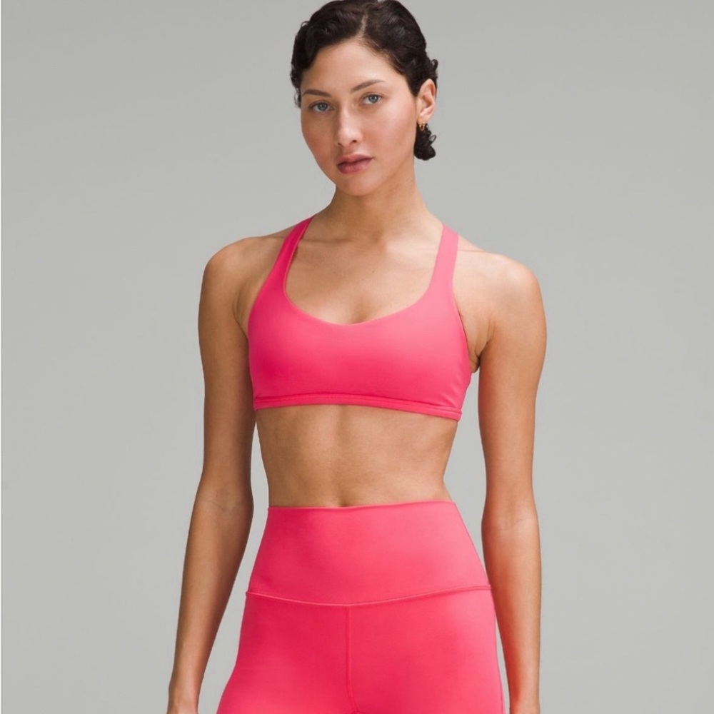 Lululemon Free To Be Bra
